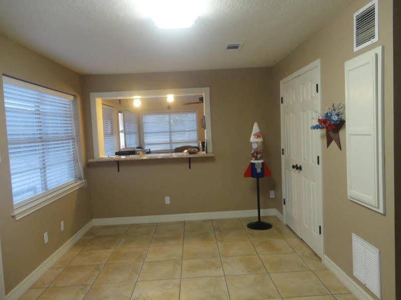 Garden Inn And Suites Silsbee Εξωτερικό φωτογραφία